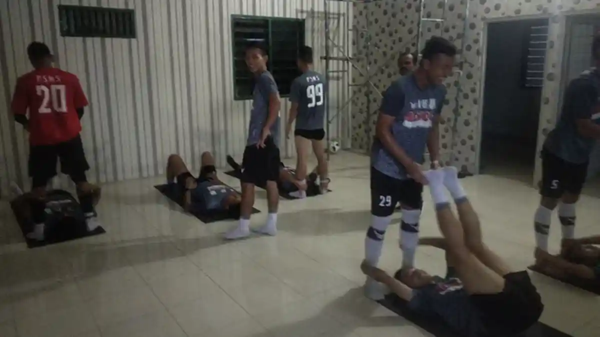 Tingkatkan Basic Strength, PSMS Gelar Latihan Indoor di Ruang Kebugaran