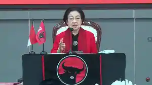 Ketua-Umum-PDI-P-Megawati-Soekarnoputri-dalam-pidato-politiknya-di-Sekolah-Par.jpg