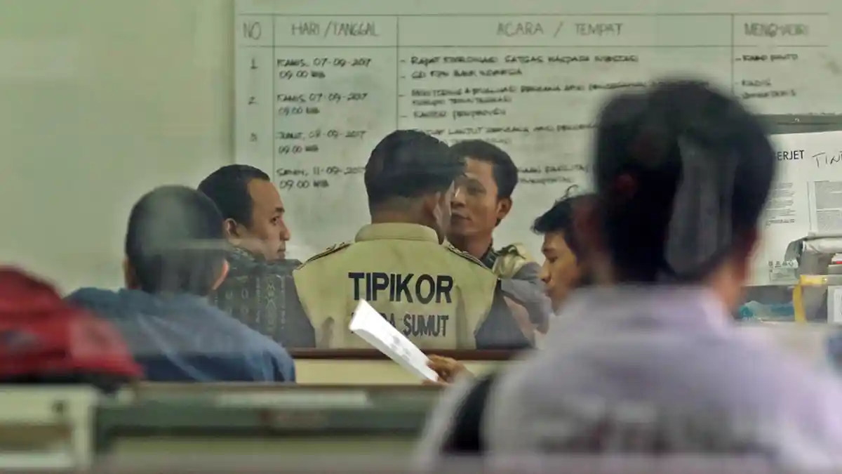 Ditreskrimsus Dalami dan Pelajari Berkas Sitaan dari Dua Kantor Dinas