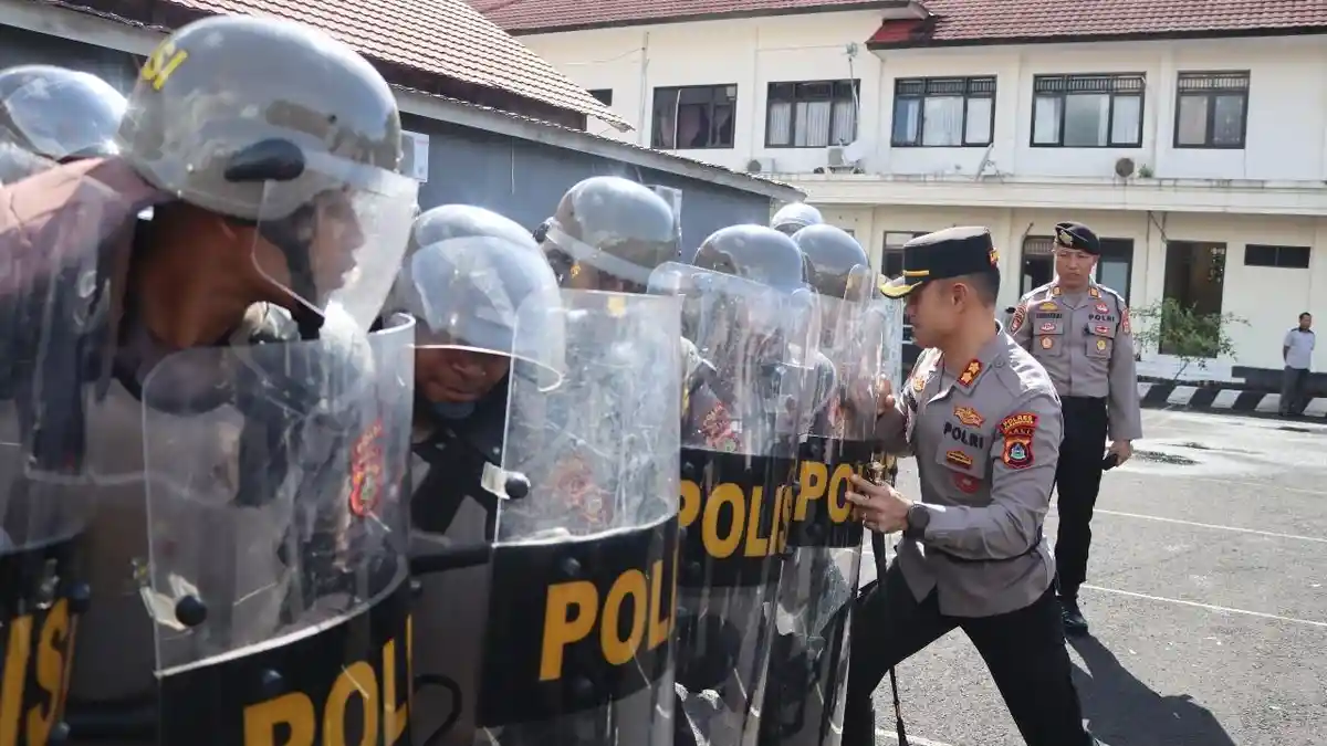 Jelang Hari Buruh, Polres Karangasem Bali Latihan Pengendalian Massa, Joseph: Komunikasi Harus Jelas