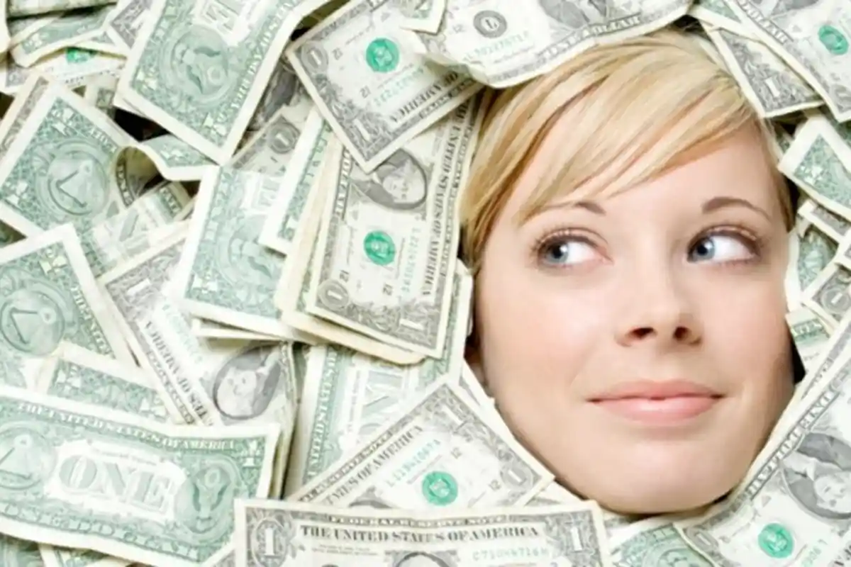 DOMPET Makin Tebal, 4 Zodiak Ini Diramalkan Banjir Cuan Besok Kamis 9 Juni 2022