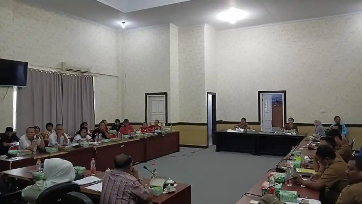 SKTM untuk Program Berani Cerdas Terlambat, Kades Honbola Banggai Disorot