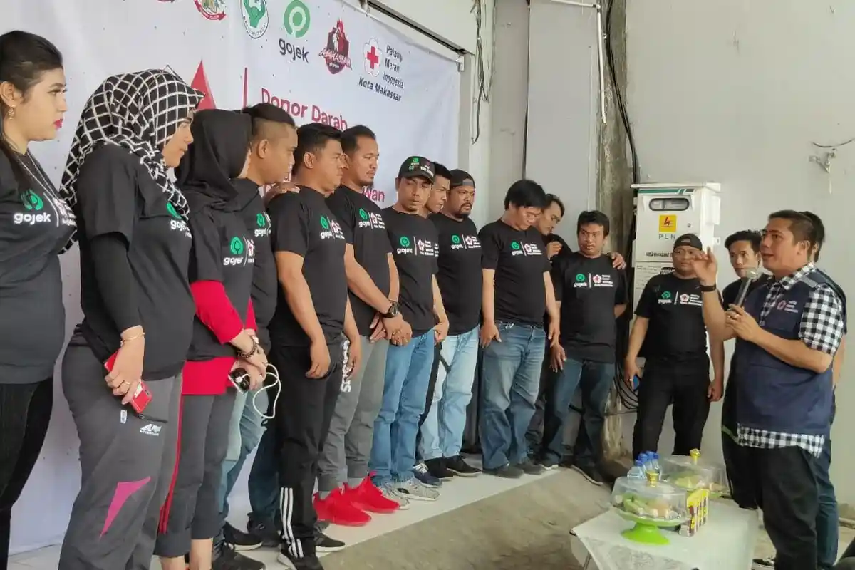PMI Makassar Gelar Donor Darah, Libatkan Driver Gojek