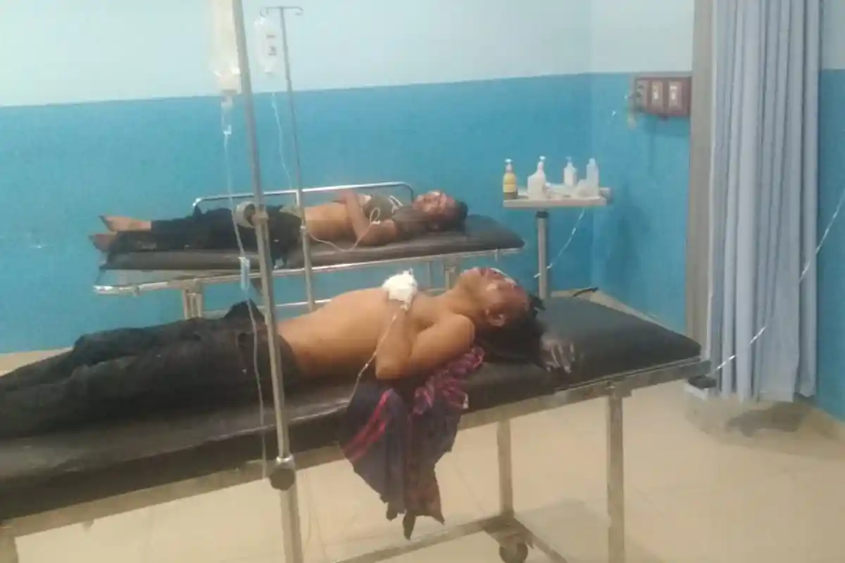 Breaking News, Kepergok Curi Motor, 2 Pria Dihajar Massa hingga Tak Sadarkan Diri