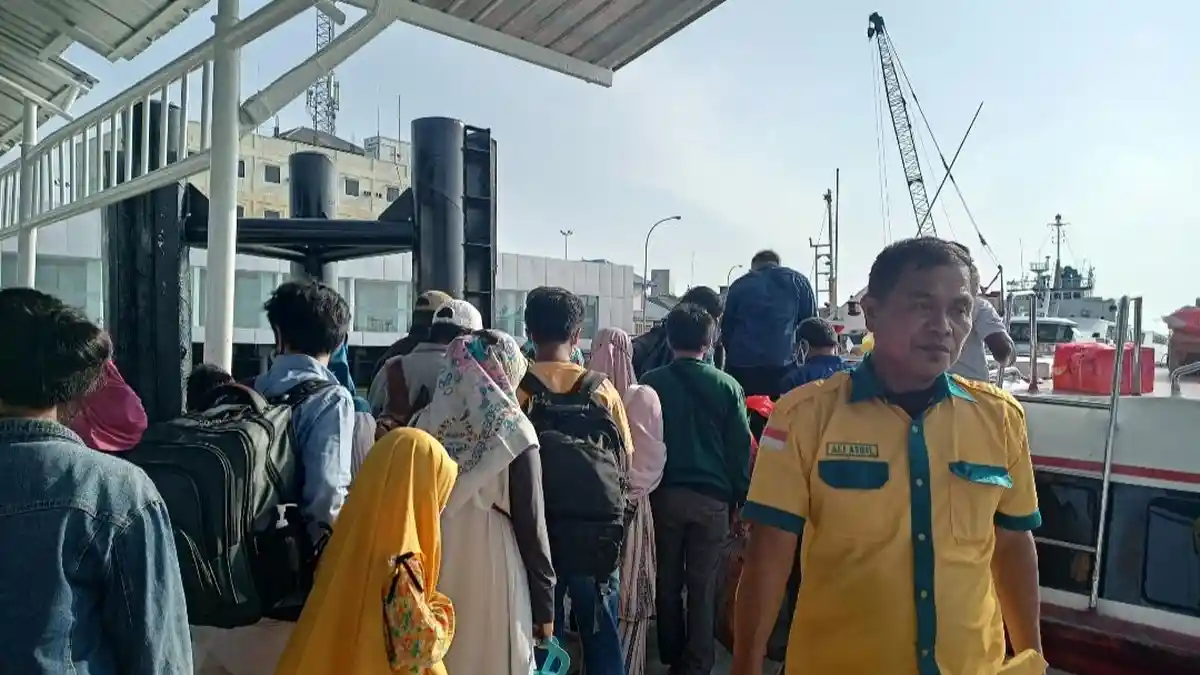 Jadwal Kapal Ferry Karimun Hari Rabu 18 Desember 2024, Hari Ada 23 Trip Keberangkatan