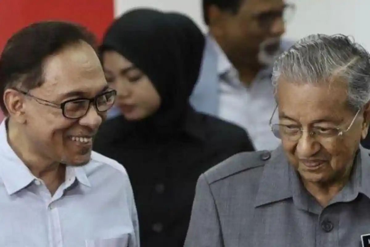 Awal Mula Hubungan Politik Mahathir Mohamad dan Anwar Ibrahim, Dulu Bersatu Kini Tak Tentu