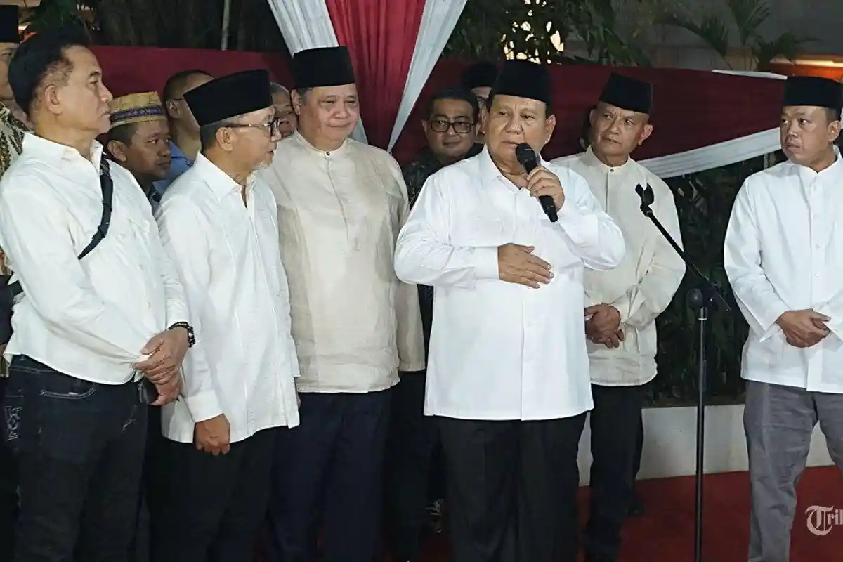 Presiden Terpilih, Prabowo Doa Bareng Pendukung, Pesan untuk yang Tak Memilih: Beri Kesempatan Kami
