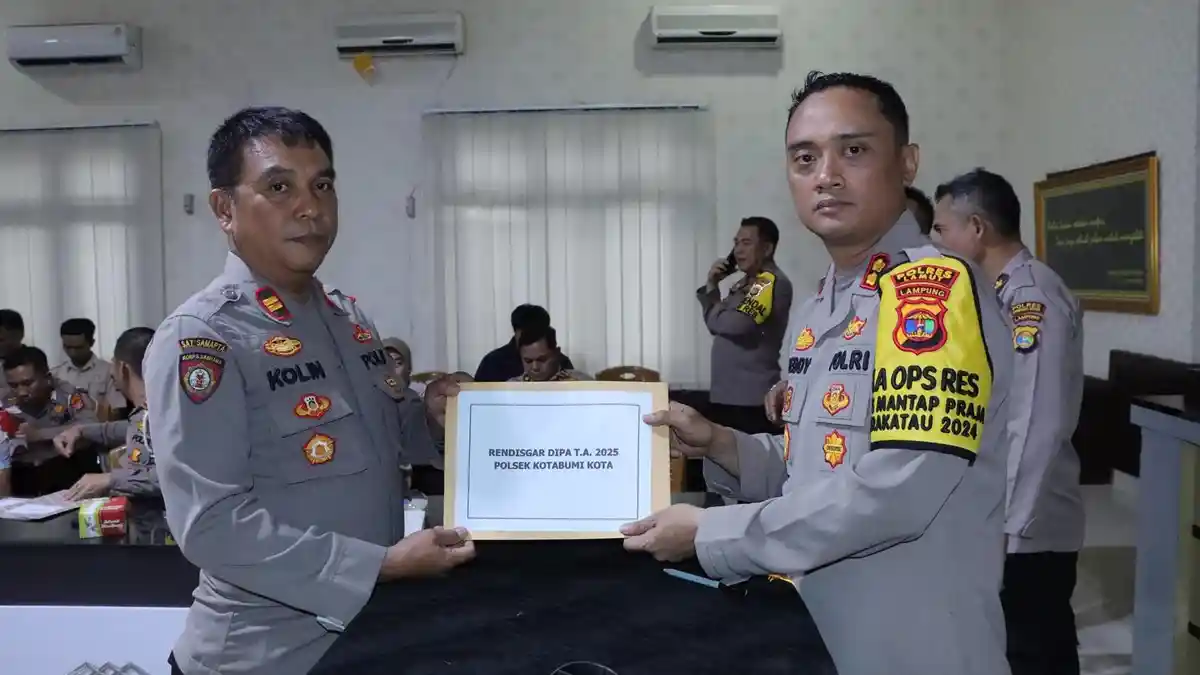 Kapolres Lampung Utara Polda Lampung Serahkan DIPA dan Teken Pakta Integritas