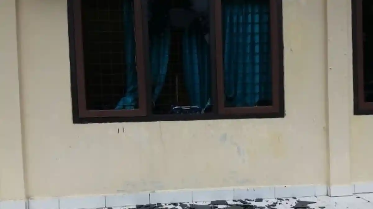 Penyerang Polsek Maro Sebo Mengaku Bawa Tas Berisi Bom, Warga Berhamburan