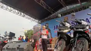 Pj-Gubernur-Lampung-Samsudin-hadiri-jalan-sehat-HUT-Bandar-Lampung.jpg