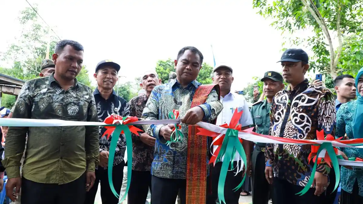 Pemkab Sergai Terus Genjot Infrastruktur, 2 Km Lebih Jalan di Desa Dolok Merawan Sudah Diaspal
