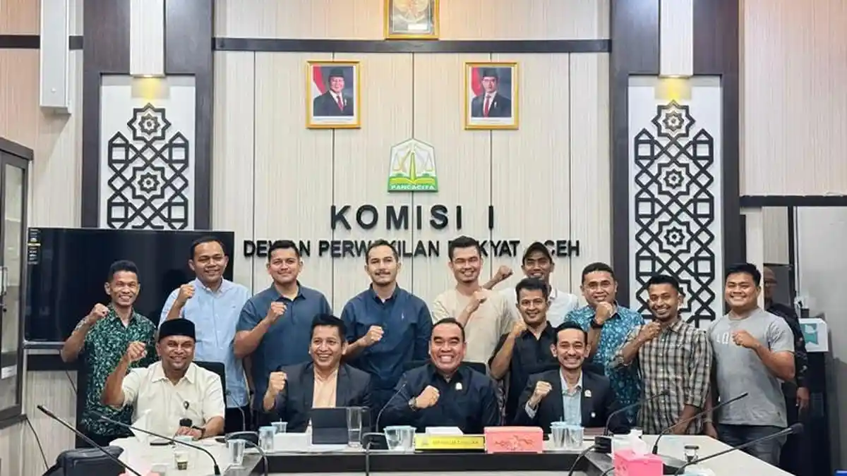 Dapat Somasi Gegara Gelar Nobar Bola, Pemilik Warkop di Aceh Ramai-ramai Mengadu ke DPRA dan KPIA