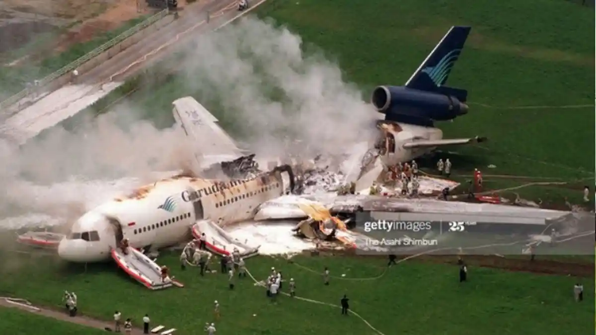 Pesawat Garuda Indonesia Terbakar, Puluhan Korban Jiwa hingga Pilot Dihukum, Ini Kronologinya