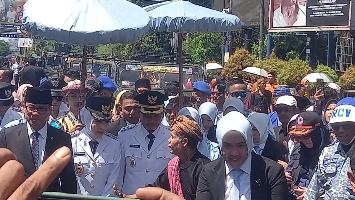 Usai Dilantik, Zakiyah-Najib Disambut Meriah di Pendopo Bupati Serang