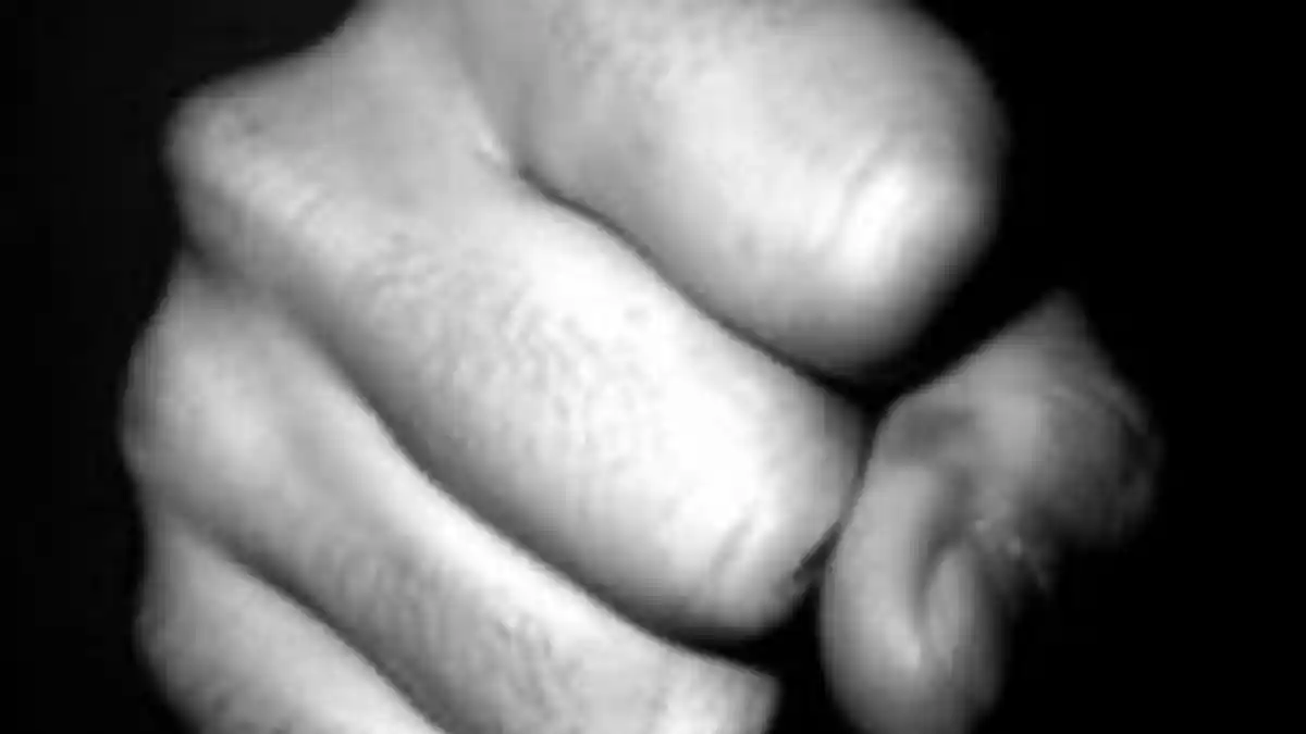 Ibu 2 Anak Pingsan Dipukul Oknum Polisi, Fakta Sebenarnya Seperti Ini