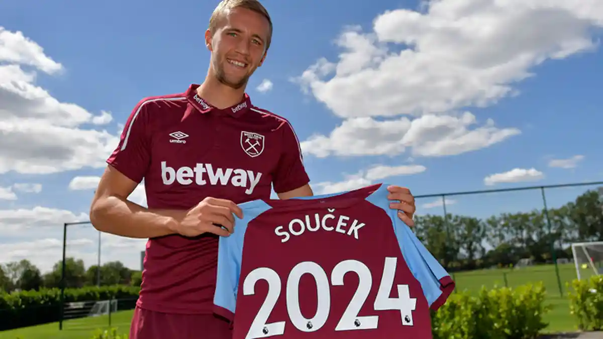 Bursa Transfer Pemain LIGA INGGRIS, West Ham United Permanenkan Tomas Soucek