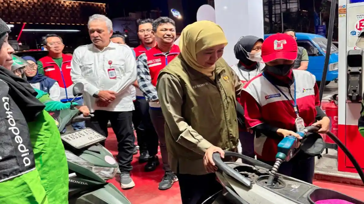 Gubernur Jatim dan Pertamina Mengecek Langsung Penyaluran BBM di SPBU Malang