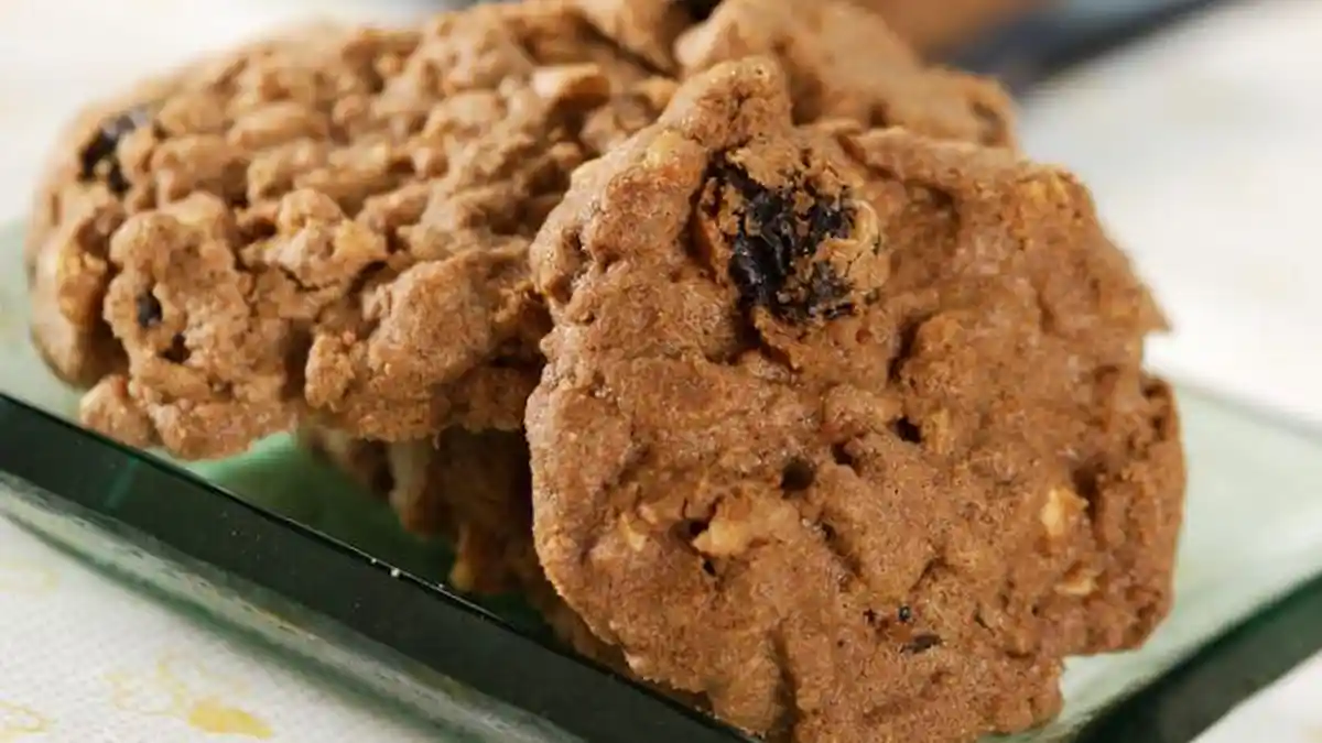 Resep Choco Mix Nut Cookies, Kue Kering Bertabur Kismis dan Kacang Mede Bikin Lebaran Makin Seru