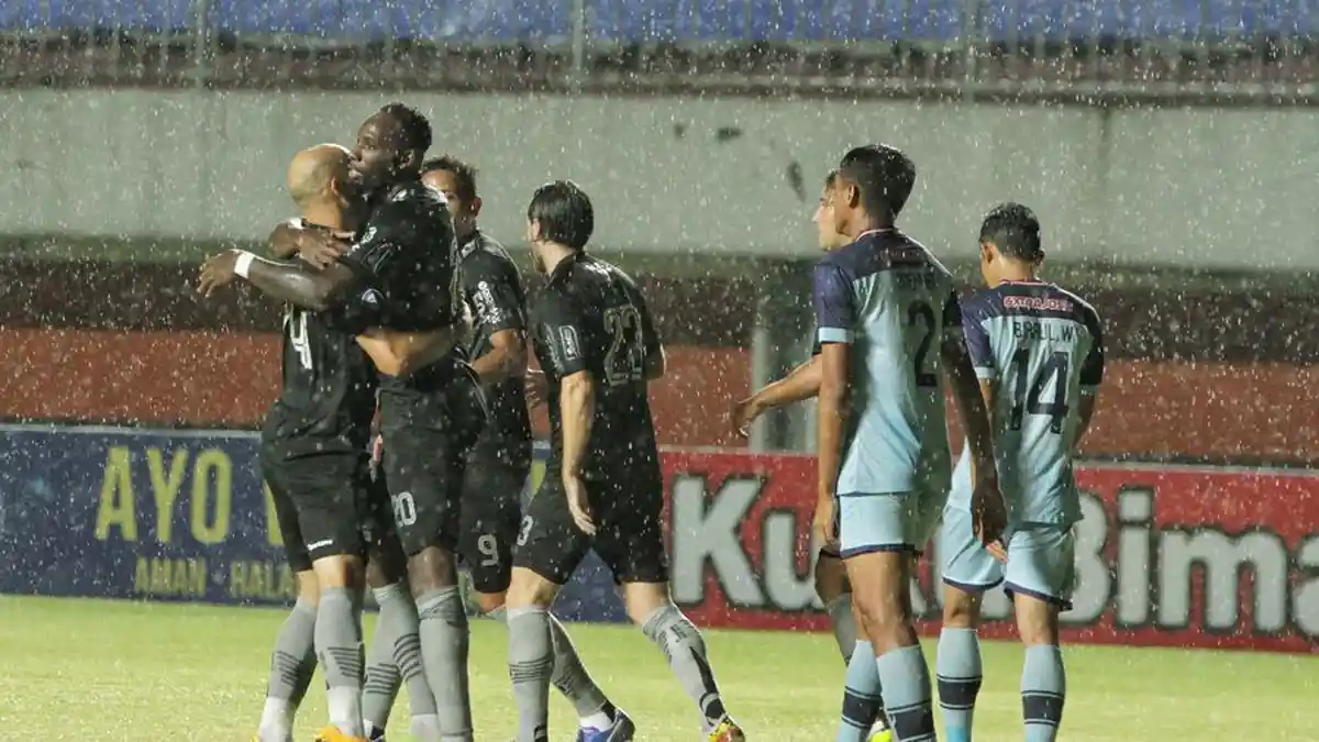 Persib Disebut Incar David da Silva dan Posisi Geoffrey Castillion ''Goyang'', Ini Kata Bos Persib
