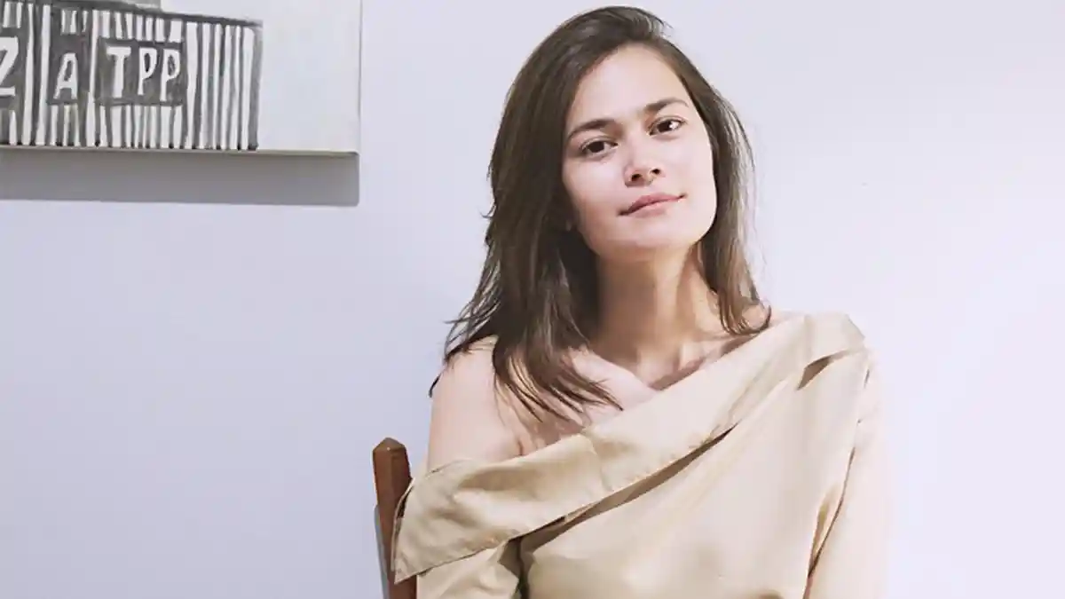 Istri Ringgo Agus - Kamu Penasaran dengan Kamera yang Biasa Dipakai Sabai Morscheck? Ternyata Ini!