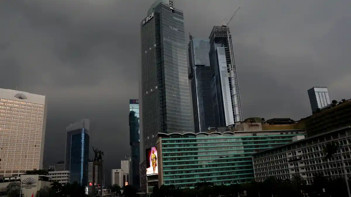 Prakiraan Cuaca DKI Jakarta Hari Ini, 29 Oktober 2025: Jaksel Potensi Hujan Petir