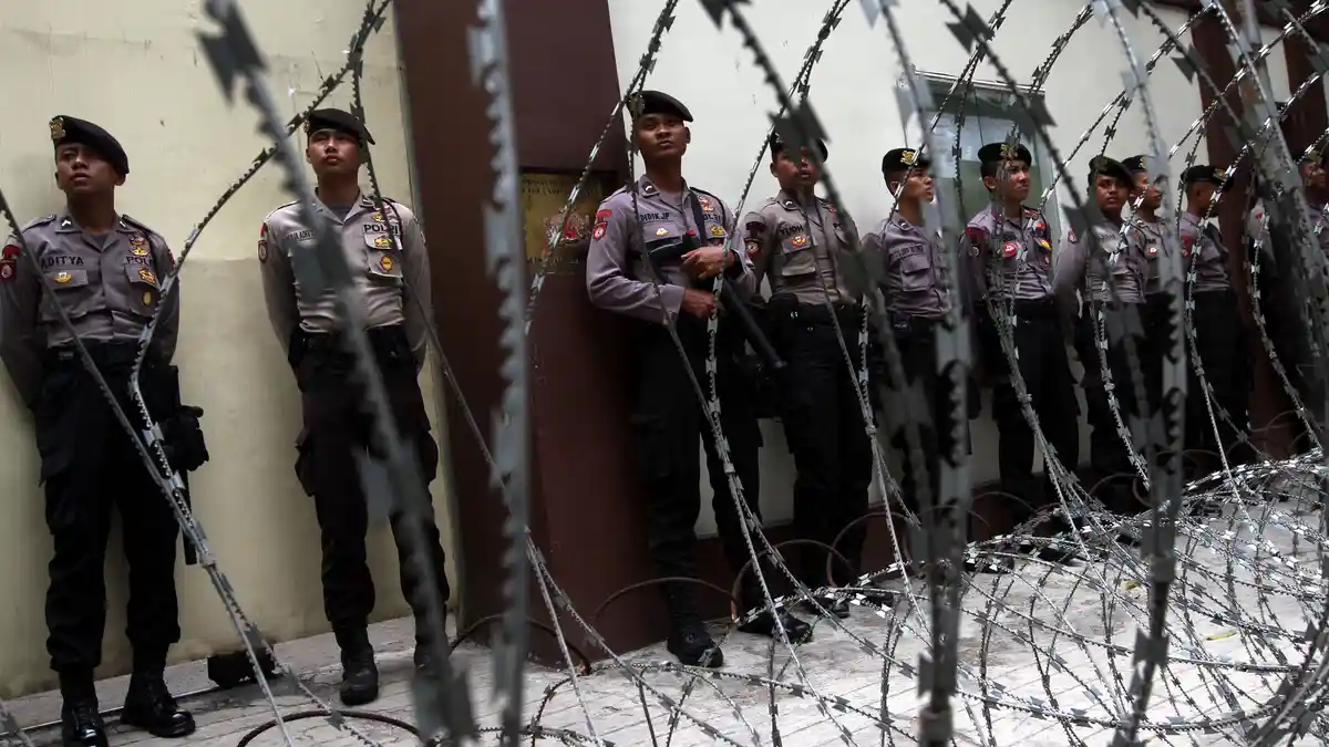 Penyerangan Bom Molotov Kedubes Myanmar Pelanggaran Serius Batas Negara