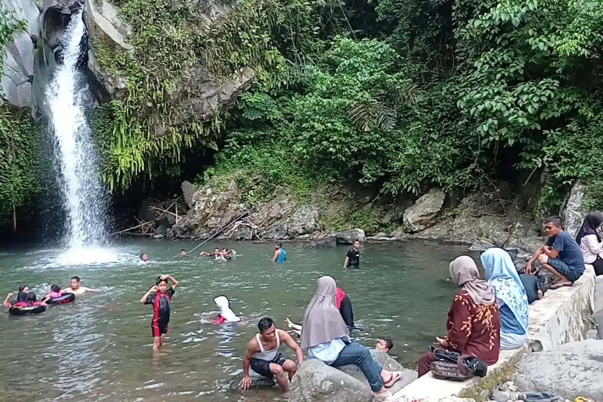 Disparbud Tanggamus Optimistis Kunjungan Wisatawan Meningkat Tahun Ini 