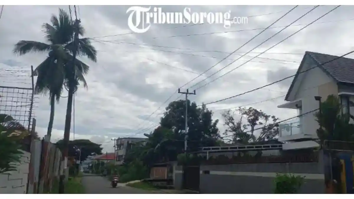 Prakiraan Cuaca Sorong 17 Mei 2026: Hujan Ringan