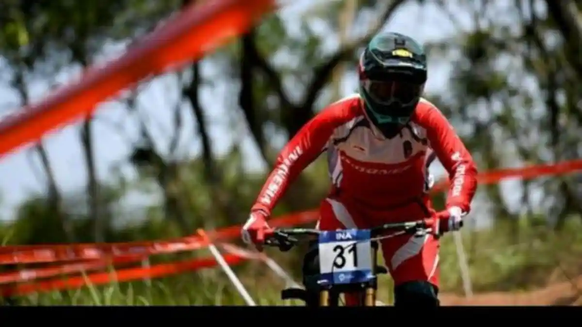 Balap Sepeda Asian Games 2018: Tiara Andini Prastika dan Khoiful  Raih Dua Emas dari Downhill