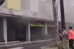 Kebakaran-yang-terjadi-di-dalam-Palur-Plaza.jpg
