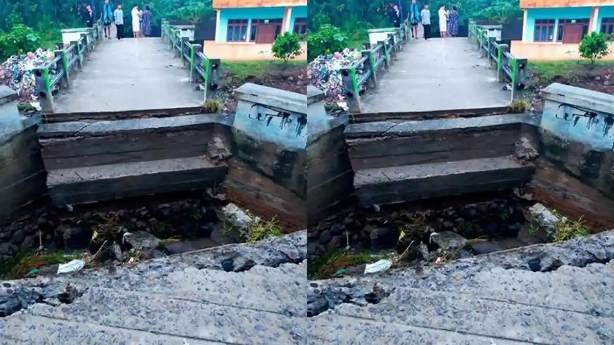 Jembatan Penghubung 2 Desa di OKU Selatan Putus Diterjang Banjir, Warga Diminta Tetap Waspada