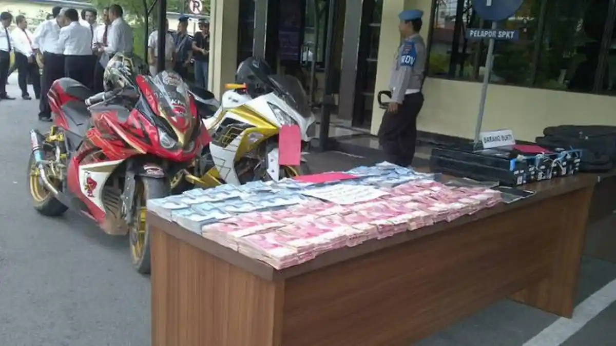 Komplotan Penguras ATM di Kalsel Berhasil Sikat Uang Tunai Rp 1 Miliar