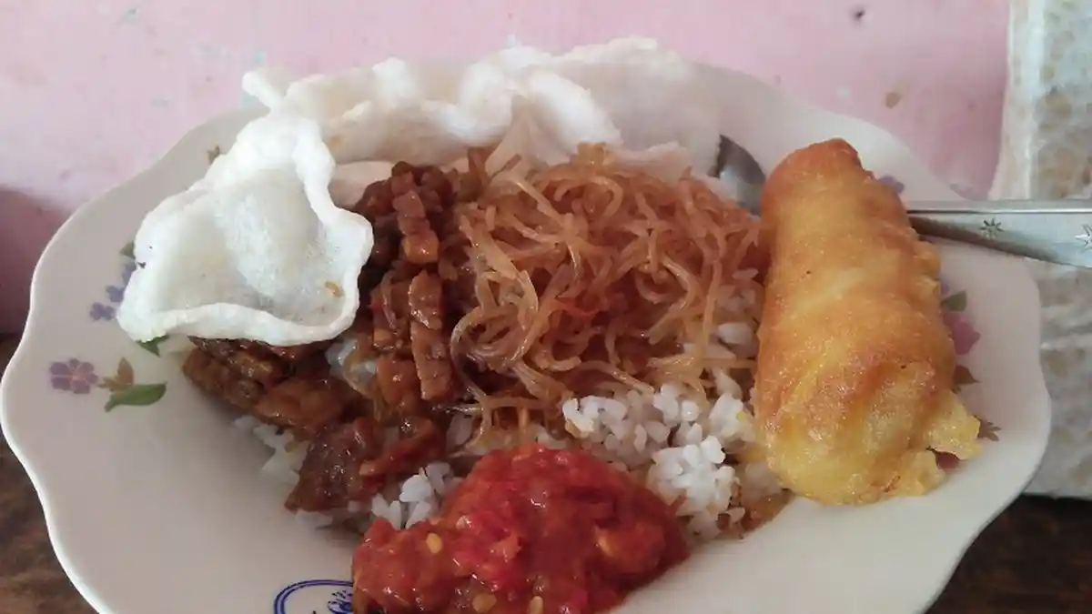 Apa itu Nasi Uduk? Ternyata Hasil Persilangan Dua Budaya, Berikut Penjelasan dan Asal-Usulnya