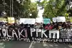 aksi-unras-balkot-bandung-21-juli.jpg