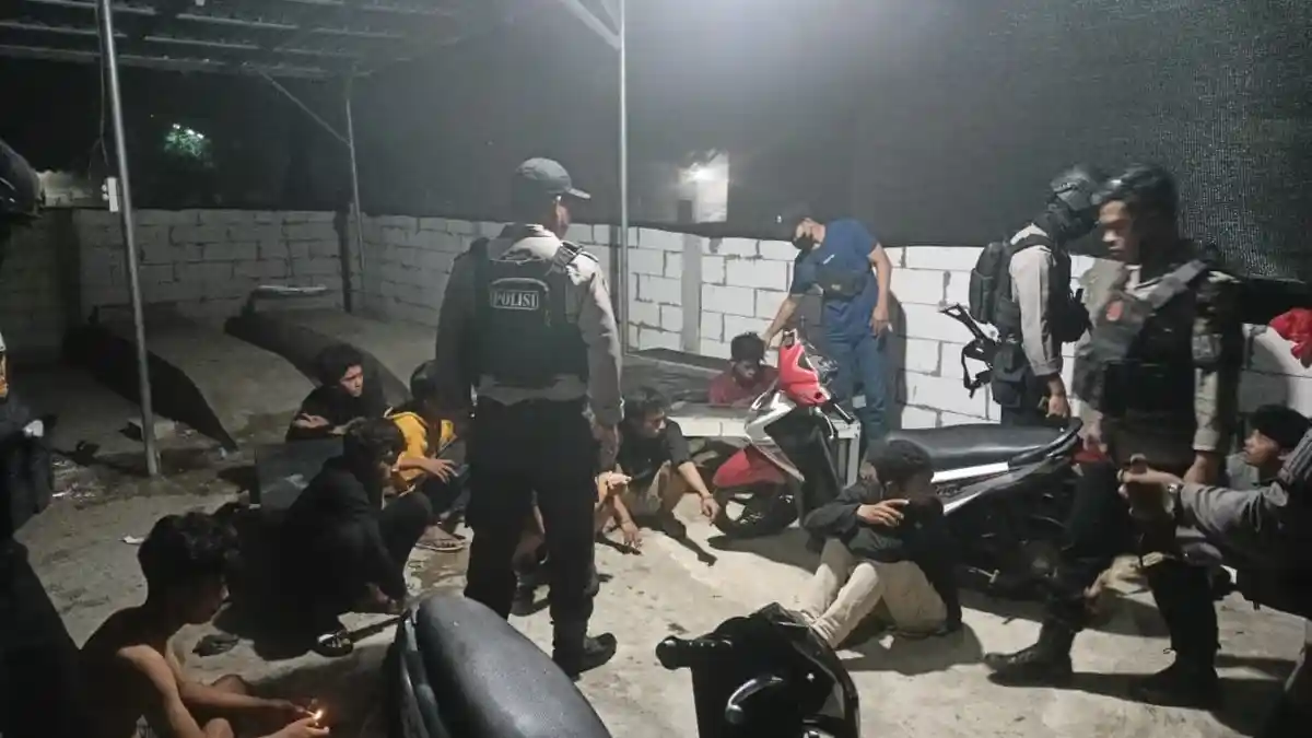 Mabuk dan Hadang Warga dengan Senjata Tajam, Puluhan Pemuda di Bima Diamankan