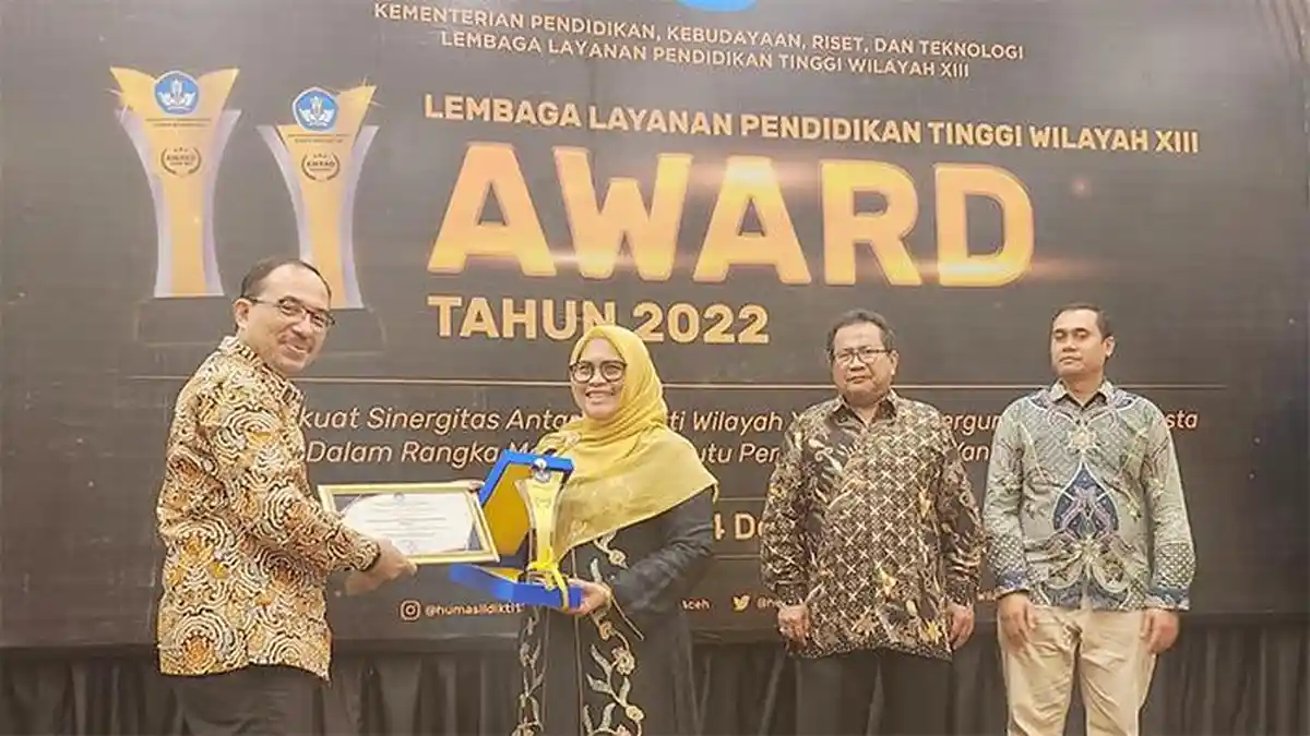 UBBG Raih Penghargaan dari LL Dikti Wilayah XIII Aceh