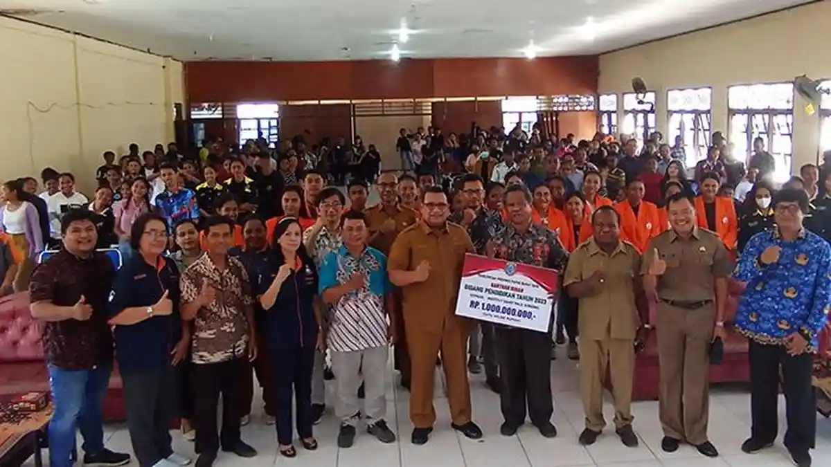 Pj Gubernur Papua Barat Daya Datangi Kampus Politeknik Saint Paul Sorong