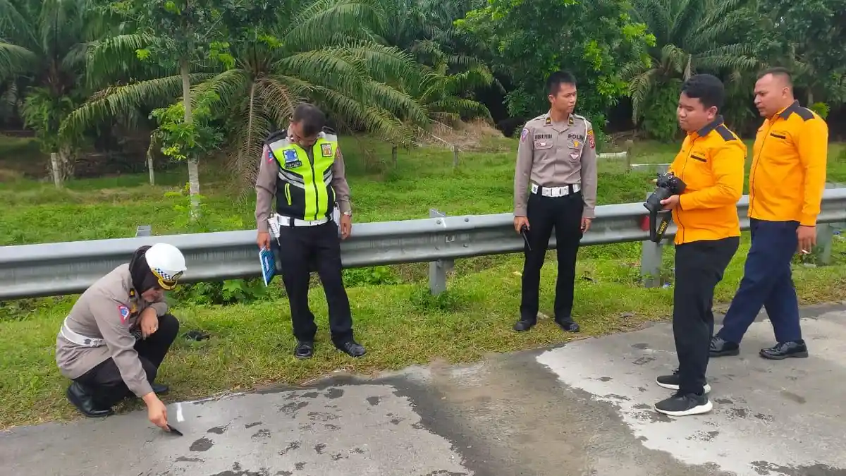 PENYEBAB Kecelakaan di Jalan Tol Tebingtinggi-Medan yang Tewaskan 4 Orang, Polisi : Sopir Mengantuk