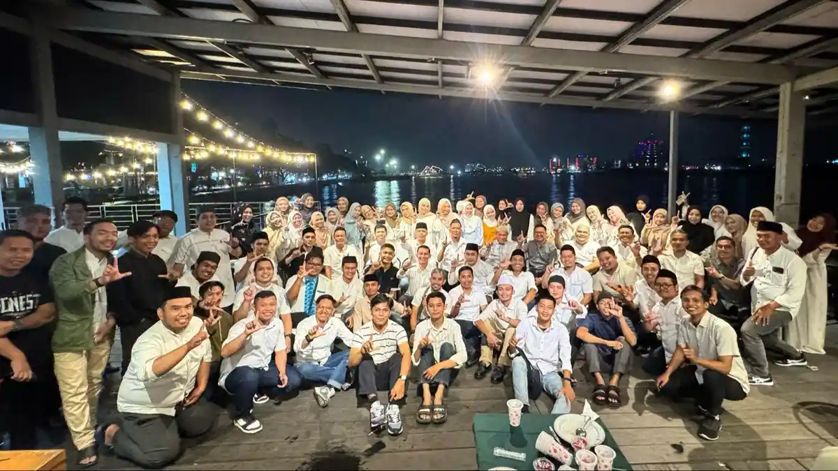 Ratusan Alumni Ponpes Al-Ikhlash Sulsel Hadiri Halal Bi Halal KAPMI Sulsel di Makassar
