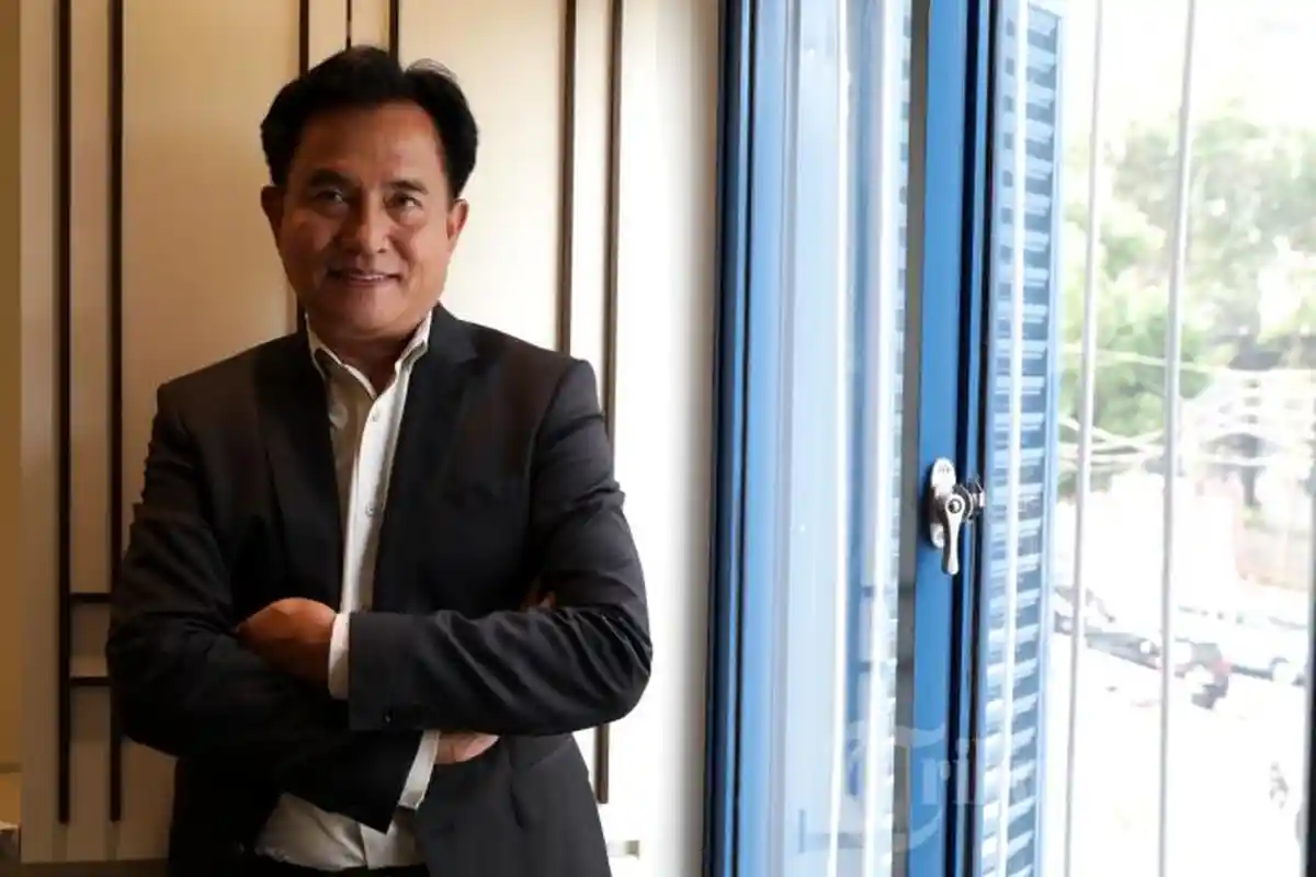 Yusril Ihza: Gubernur Sulsel Wajib Aktifkan Kembali Rasnal dan Abdul Muis Guru Lutra yang Dipecat