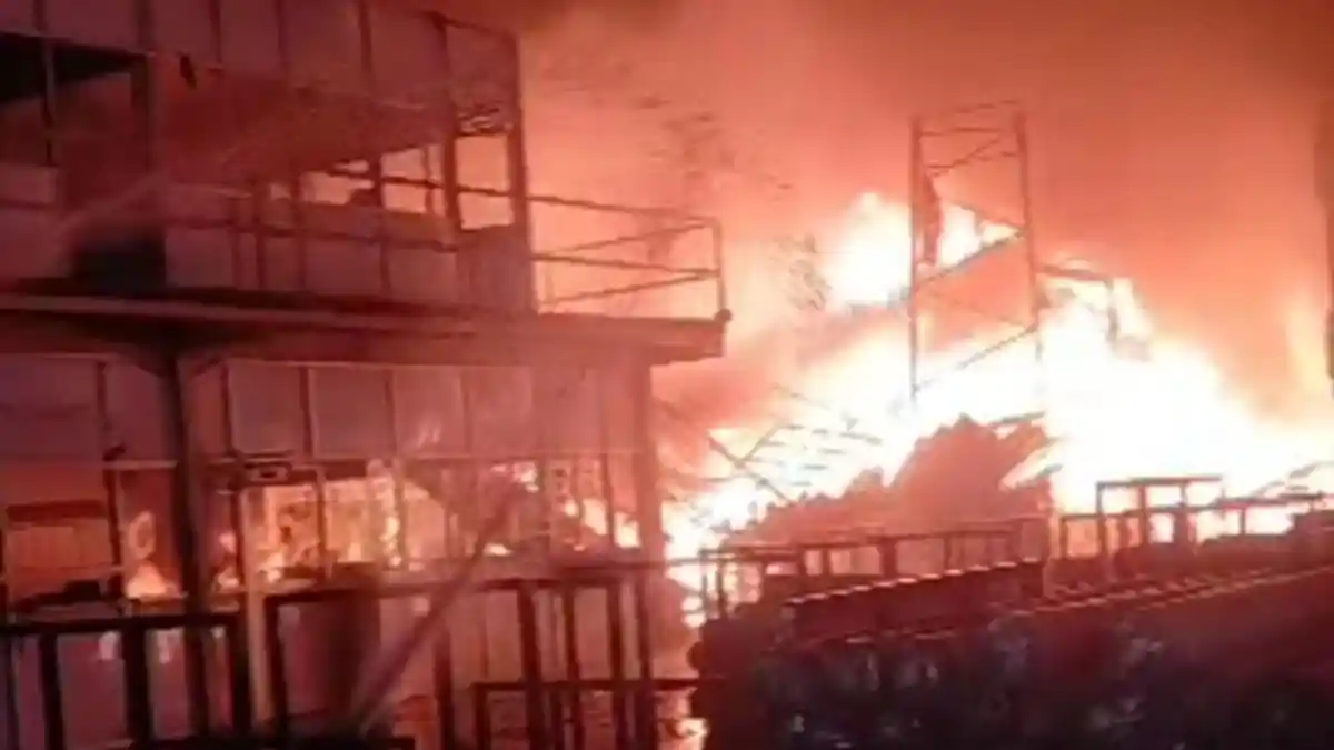 Kebakaran di PT Kahatex Sumedang Hanguskan Kain, tak Ada Bahan Kimia yang Terbakar