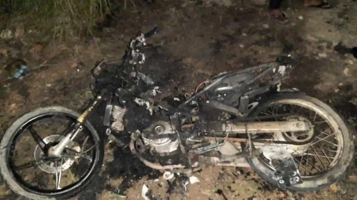 Geram Suaminya Jarang Pulang ke Rumah, Istri Bakar Sepeda Motor Suami