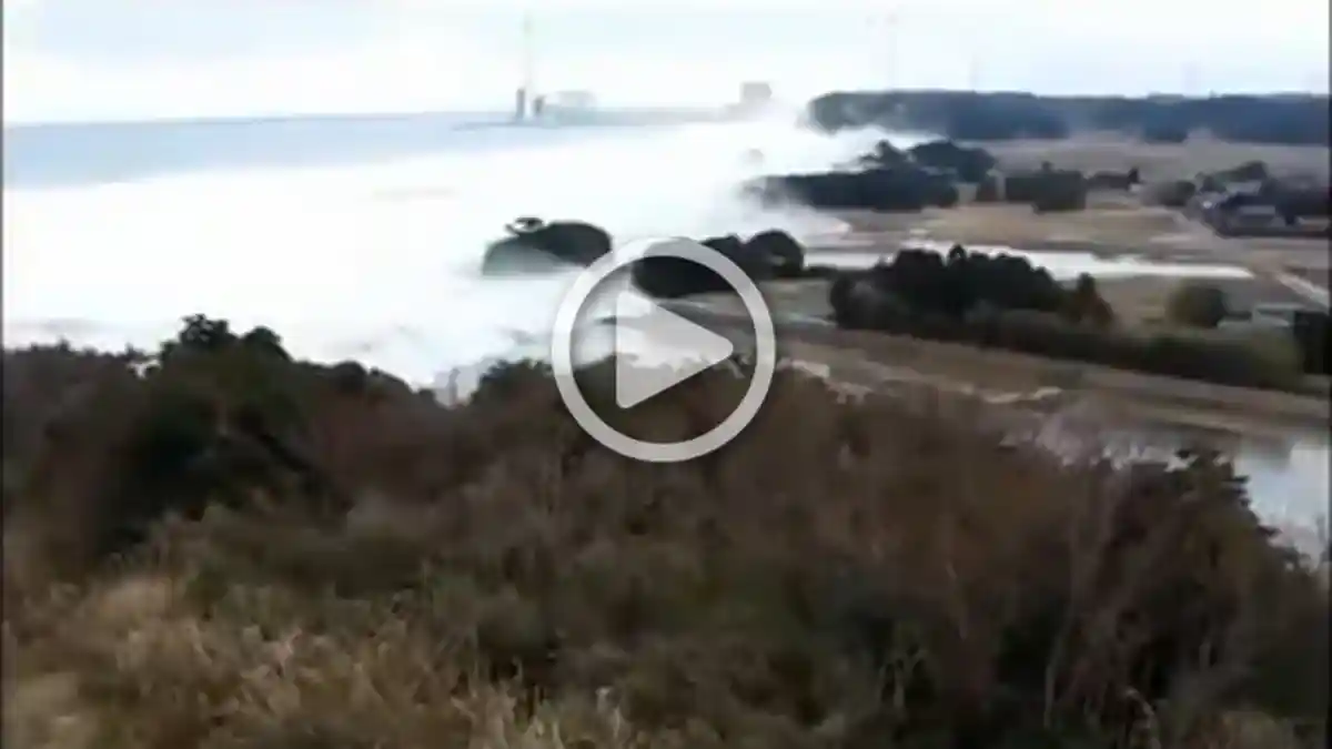 VIDEO: Ini Detik-detik Tsunami Terjang Jepang Tadi Pagi