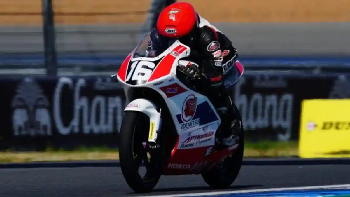 Pebalap AHRT Azryan Dheyo Finis Peringkat Ketiga di Thailand Talent Cup 2019