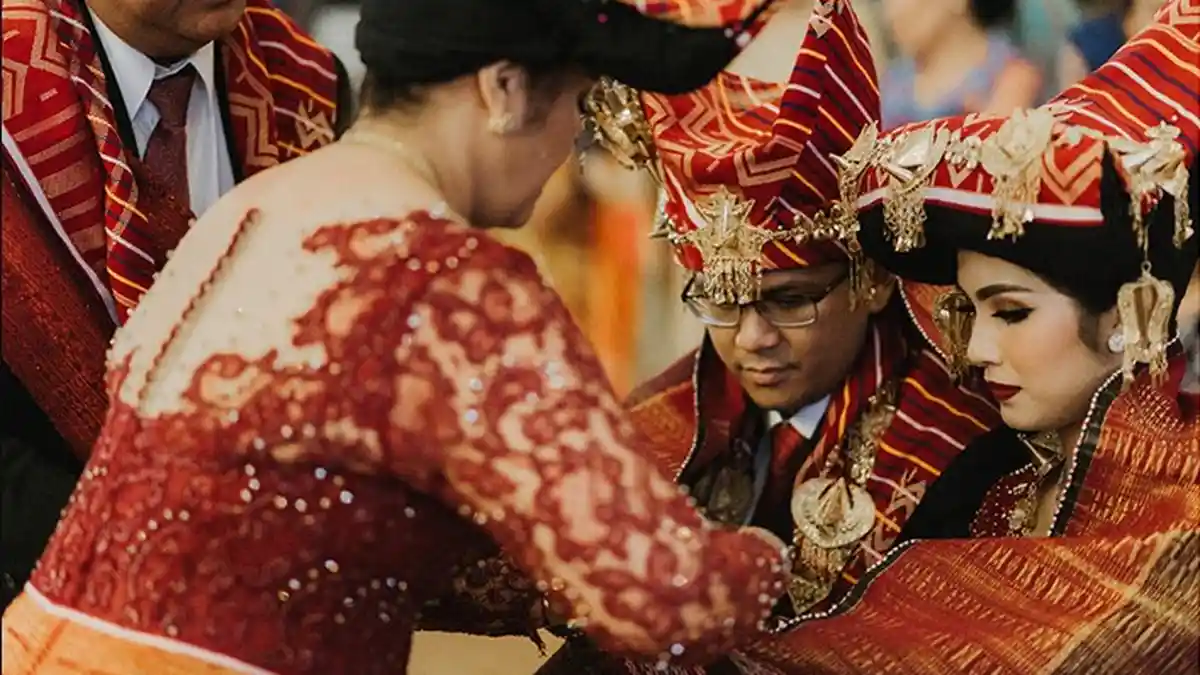 DERETAN Prosesi Pernikahan Adat Batak Berserta Tatacaranya