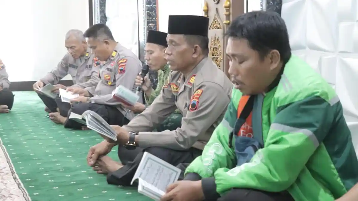 Polres Demak dan Komunitas Ojol Gelar Doa 7 Hari untuk Mendiang Affan Kurniawan
