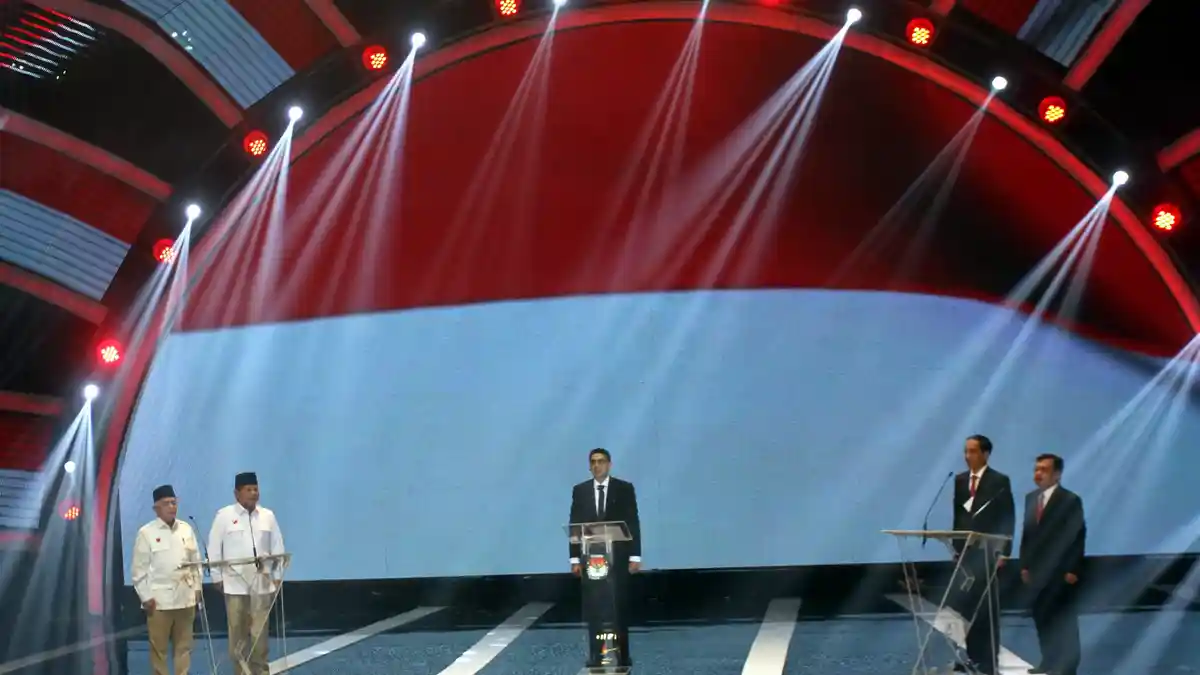 Prabowo dan Jokowi Kehabisan Cerita untuk Publik