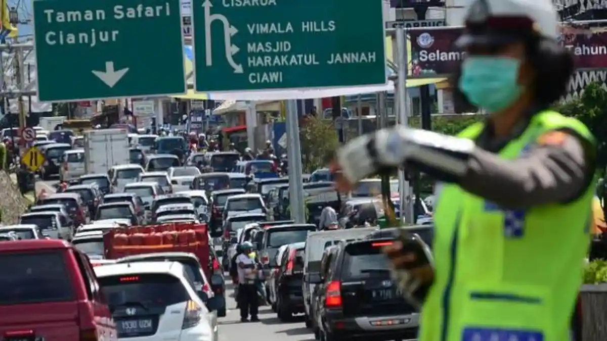 Pemprov Jabar Desak Pemerintah Pusat Segera Bangun Jalur Baru di Puncak