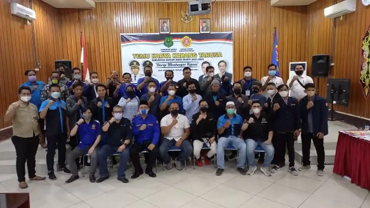 Memperoleh Hasil Voting Tertinggi Kunanto Nahkodai Karang Taruna Kapuas Periode 2021-2026