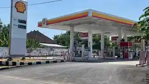 SPBU-Shell-Tuban-yang-berlokasi-di-Jalan-Hayam-Wuruk.jpg
